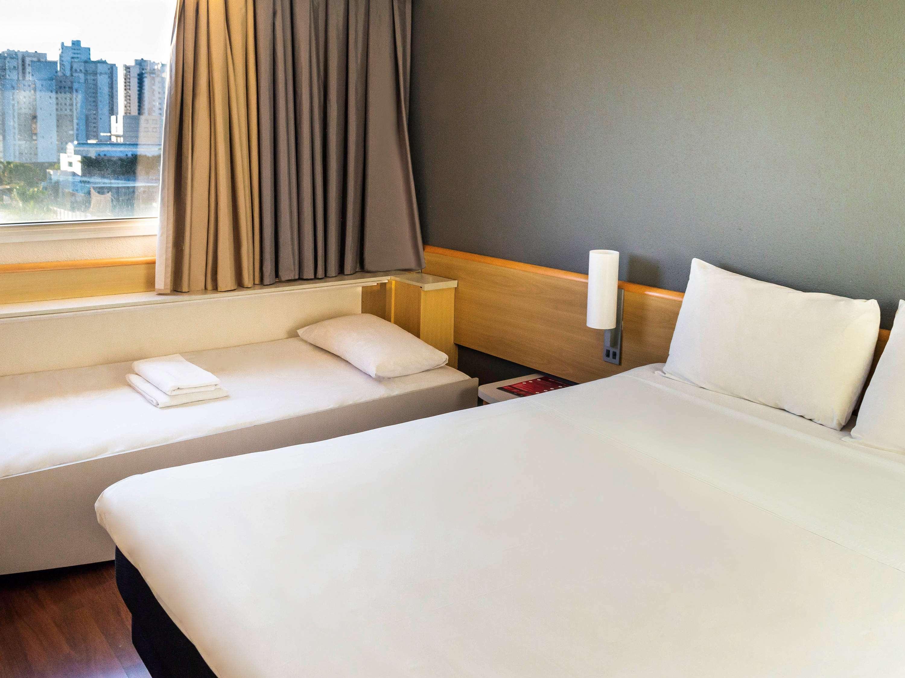 Hotel Ibis Sao Jose Dos Campos Colinas Exterior foto